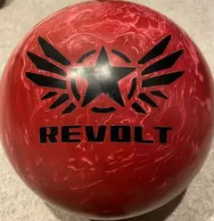 レッドリボルト