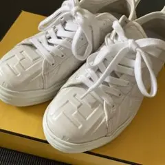 FENDI スニーカー37(23.5〜24)