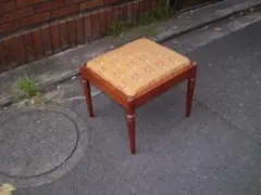メーカー不明　木製椅子　縦43㎝横48.5cm高さ40cm
