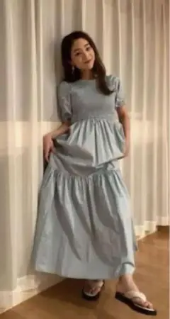 ZARA 雑誌掲載　ハリ感完売水色マキシワンピースL