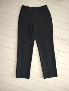 【UNIQLO】 感動スリムパンツ　ブラック スラックス M