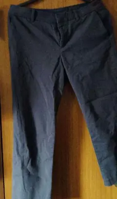 ユニクロ　UNIQLO　紺スラックス　レディース