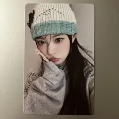 ILLIT アルバム bomb Weverse ver. 封入トレカA　モカ