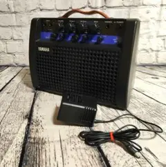 【美品】ACアダプタ付 ヤマハ YAMAHA VA-10 ポータブルギターアンプ