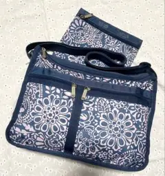 ⭐︎LeSportsac⭐︎ ショルダーバッグポーチあり オリエンタルっぽいデザイン