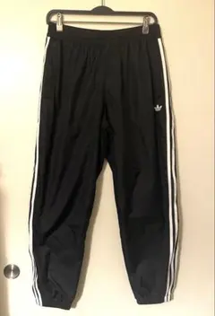 adidas オリジナルス　ナイロンワイドパンツ XL