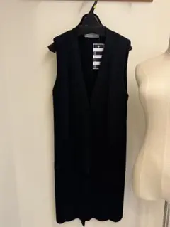 【ボーダーズアットバルコニー】SCALLOP GILET(ブラック)