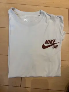 Nike SB ライトグレー Tシャツ