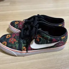 Nikeトキ ロー テキスタイル プリントスニーカー 値下げ交渉大歓迎！！