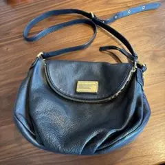 MARC BY MARC JACOBS ブラックショルダーバッグ