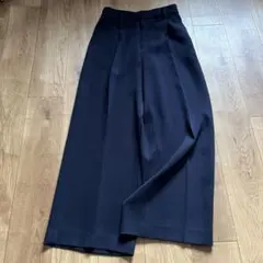 未使用allurevill アルアバイル センタープレスとろみストレートパンツ