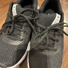 Under Armour ブラックシューズ