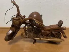 木製のバイク