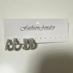 ピアス 2個