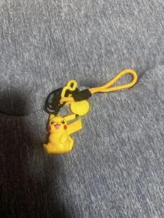 ポケモン フィギュア付きストラップ キーホルダー ピカチュウ