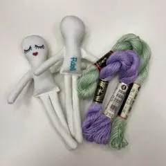 タイツさん　ルルベちゃん　2体　＋　刺繍糸　DMC5番　2本　11番セット