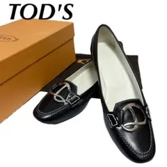 【美品】TOD'S 希少品 オーナメントパンプス ローヒール ブラック 金具