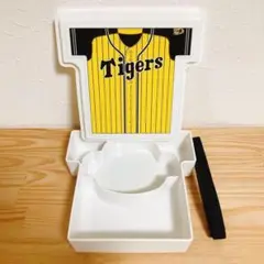 【阪神タイガース】ユニフォーム型 お弁当箱 トラッキー