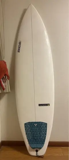Three Weatherショートボード 6'4" 44L