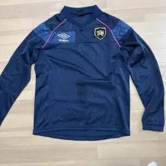 Umbro ネイビー 長袖シャツ