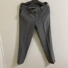 UNIQLOグレー スラックス ウエスト82cm レングス76cm