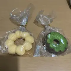 ハンドメイド　フェルト製ドーナツ型おもちゃ2個セット