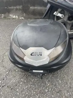 Item thumbnail for item 36f35871-e5d6-4397-b33e-eda1e374da9c