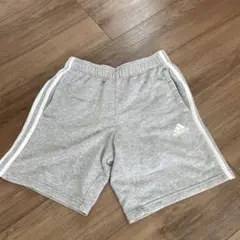 adidas グレー ハーフパンツ 160