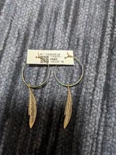 ピアス