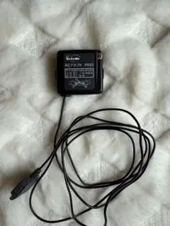 ドコモ docomo mova用 P003 ACアダプター 充電器 ガラケー
