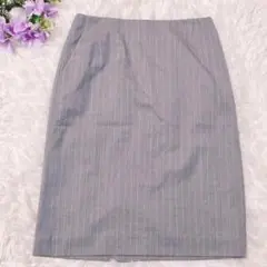 INED internationalグレー ストライプ タイトスカートサイズ7