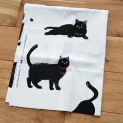 黒猫プリント 綿生地 はぎれ