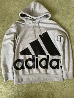 adidas ビッグロゴパーカー　L
