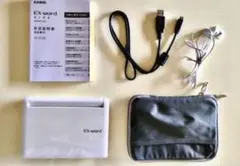 CASIO電子辞書(イヤホン、専用ケース、USBケーブル、説明書付)
