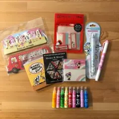 ディズニー　キャラクター　文具セット
