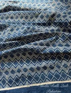 シンド伝統工芸　青の風紋　幾何学模様　手染め　綿古布　刺し子　ラリーキルト