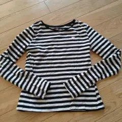 H&M　 ハート刺繍　長袖カットソー　EUR134/140　8歳〜10歳