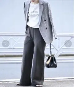 Item thumbnail for item 96410136-e0c9-47a2-b32d-1c6fb5a14bcb