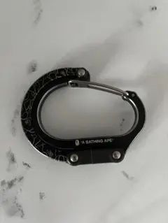 エイプ　APE アウトドア　鍵　キーホルダー