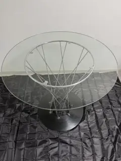 イサム・ノグチ　サイクロンテーブル