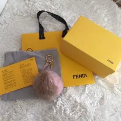 フェンディ ポンポン チャーム