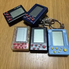 携帯型ゲーム機、五つ