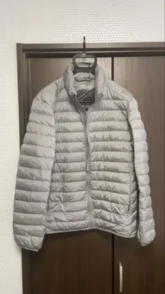 ユニクロ ウルトラライトダウン グレー 袋付き