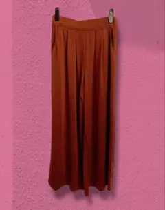 楽ちん　ワイドパンツ　レンガ色　L