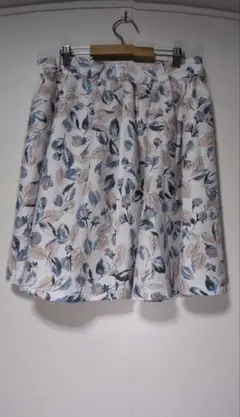 美品✳︎MAJESTIC LEGON 花柄スカート FREE