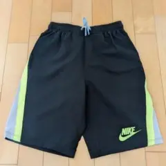 未使用　NIKE 140cm 水着パンツ ゴムウエスト