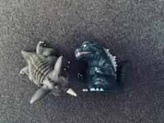 ゴジラ　パペットマスコット3