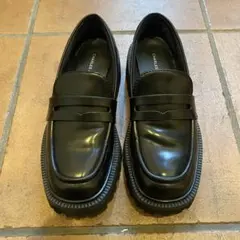 【CHARLES&KEITH】カバードリッジソール ローファー 35 22.5