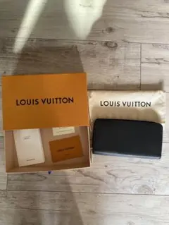 LOUIS VUITTON エピ ジッピー ウォレット