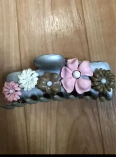 acca フラワーモチーフ ヘアクリップ大サイズ